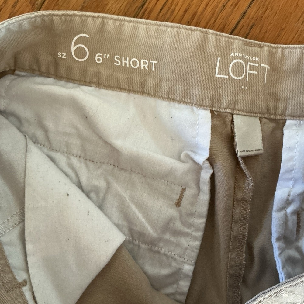 Ann Taylor Loft Khaki Casual Chino Shorts Size 6 - Picture 2 of 5